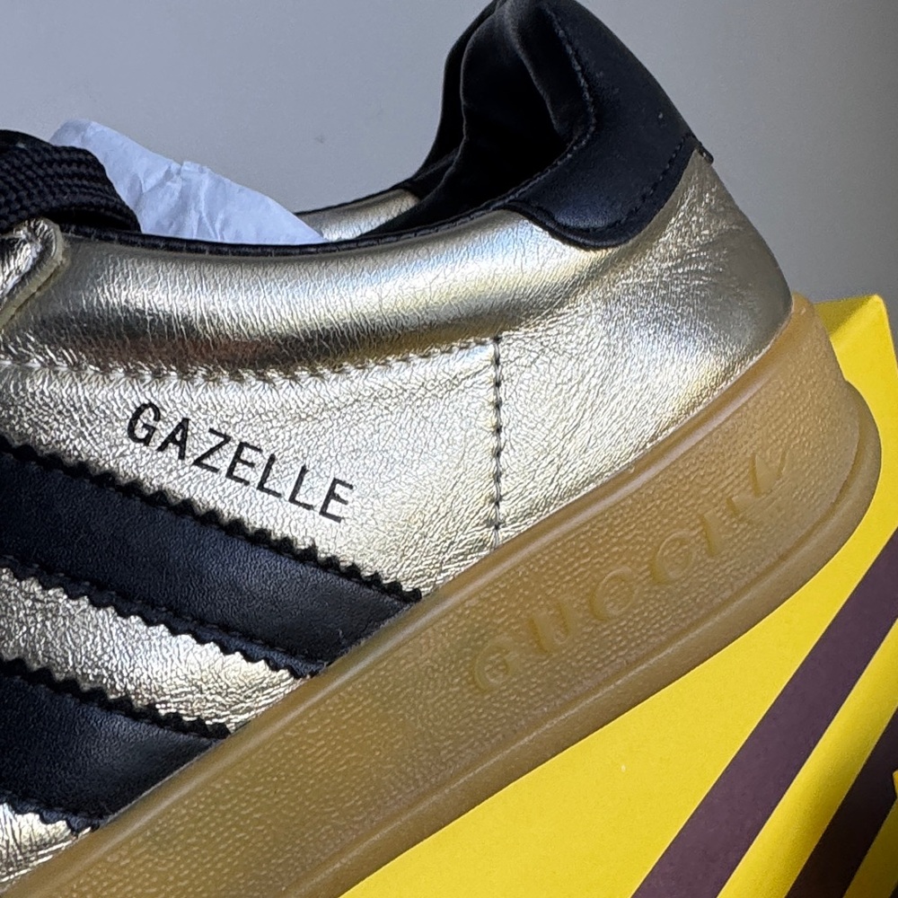 Gucci collaboration with Adidas gazelle sneakers
Special edition (Gold) - Picture 5 of 16